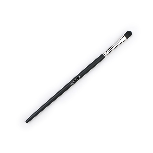 Small Concealer Brush