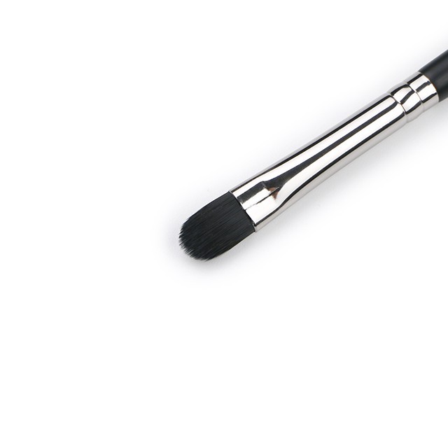 Small Concealer Brush