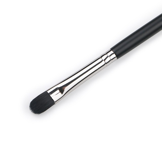 Small Concealer Brush