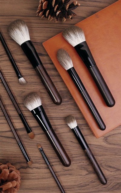 Premium Silver Fox Hair Makeup Brush Set – Luxury Collection with Ebony Wood Handles