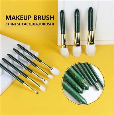 The Chinese Lacquer (Urushi) Makeup Brush Collection